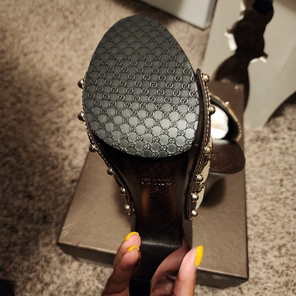 Gucci Heels - Picture 7 of 7